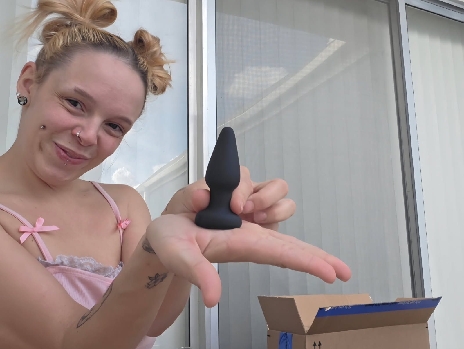 Light Up Silicone Anal Plug - Black